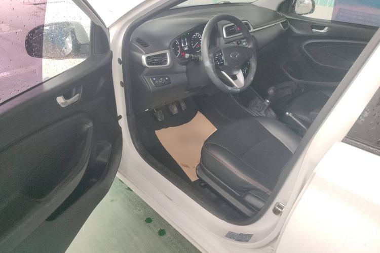 Used Hyundai Verna (older generation) 2020 1.4L Manual GL Refreshed Edition Driver Seat