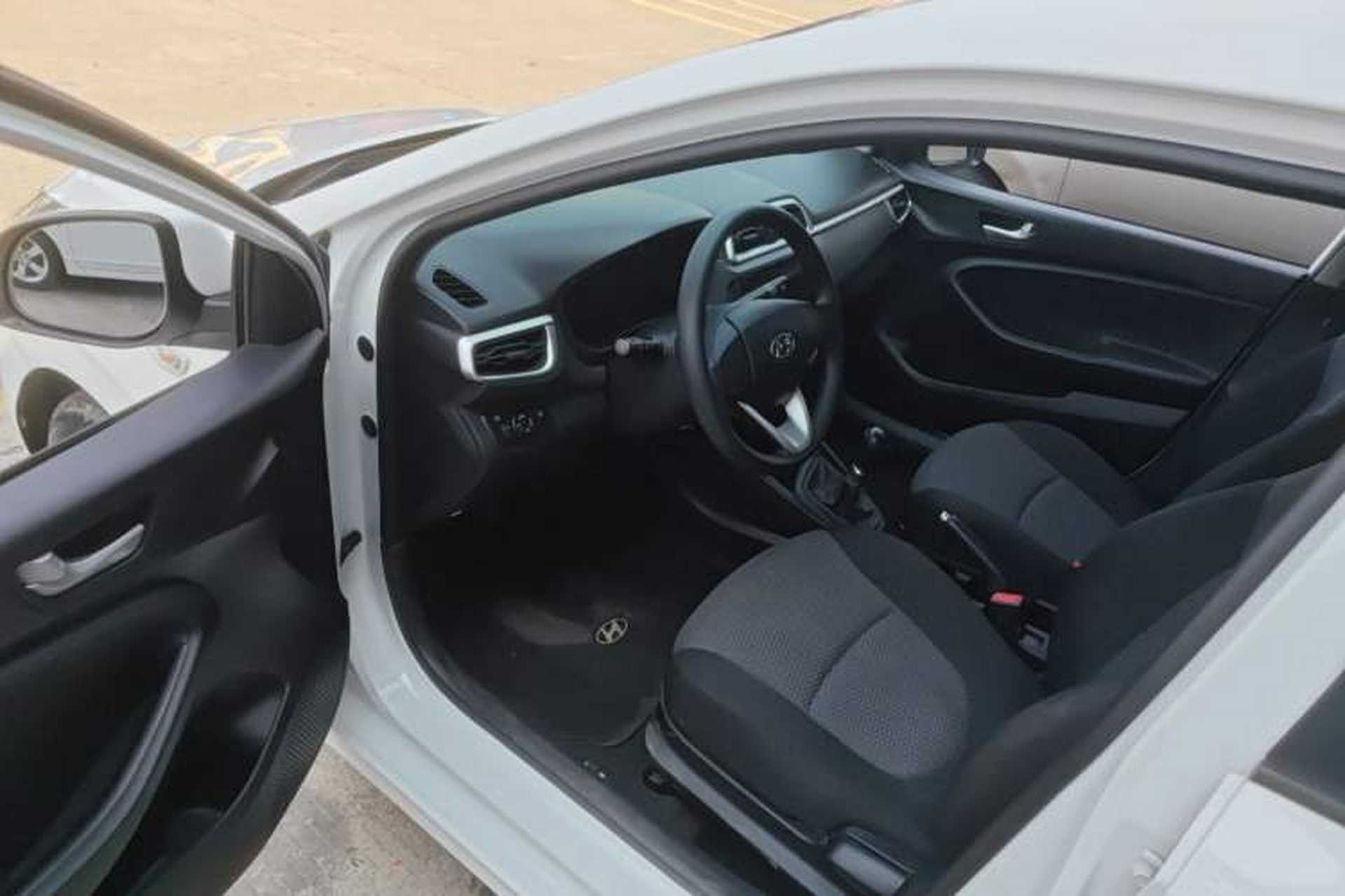 Used Hyundai Verna (older generation) 2020 1.4L Manual GL Refreshed Edition Driver Seat