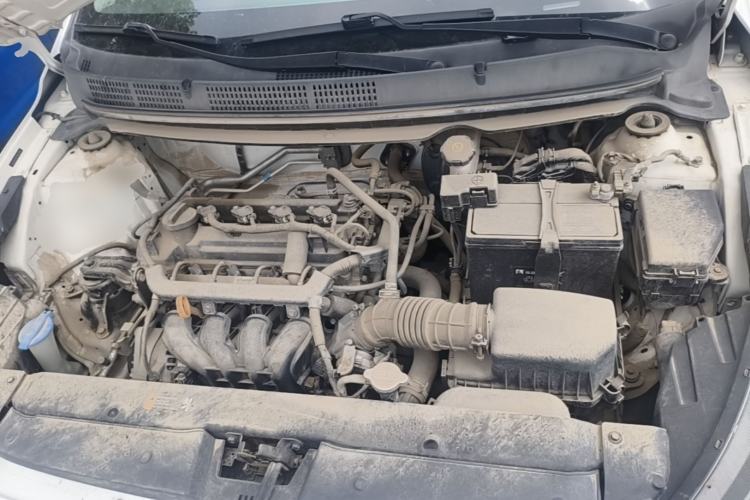 Used Hyundai Verna (older generation) 2020 1.4L Manual GL Refreshed Edition Engine Bay