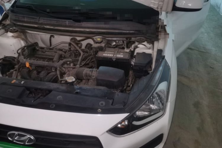 Used Hyundai Verna (older generation) 2020 1.4L Manual GL Refreshed Edition Engine Bay Left