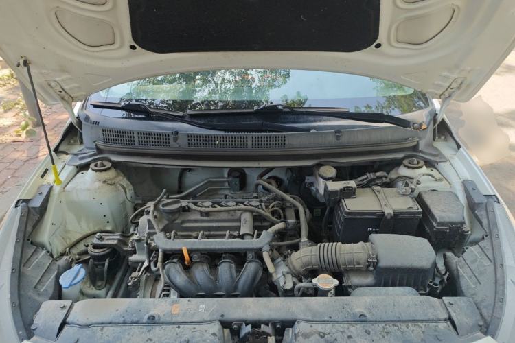 Used Hyundai Verna (older generation) 2020 1.4L Manual GLS Vibrant Edition Engine Bay