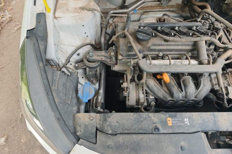 Used Hyundai Verna (older generation) 2020 1.4L Manual GL Refreshed Edition Engine Bay Right