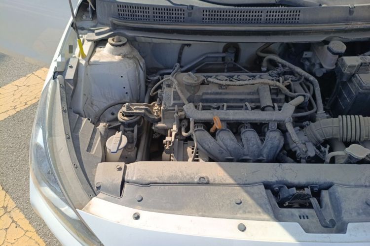 Used Hyundai Verna (older generation) 2020 1.4L Manual GL Refreshed Edition Engine Bay Right