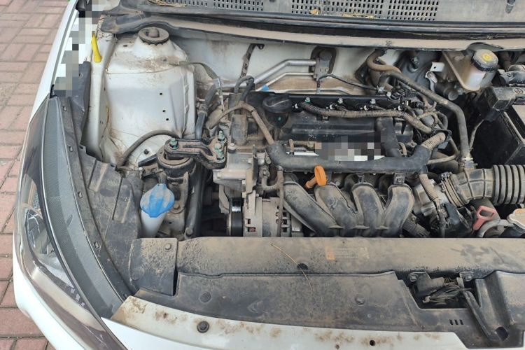 Used Hyundai Verna (older generation) 2020 1.4L Automatic GLS Enjoyment Edition Engine Bay Right