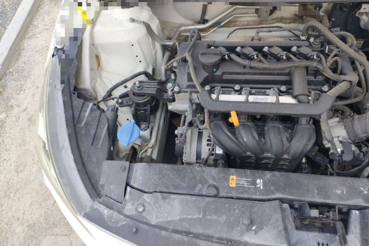 Used Hyundai Verna (older generation) 2020 1.4L Manual GL Refreshed Edition Engine Bay Right