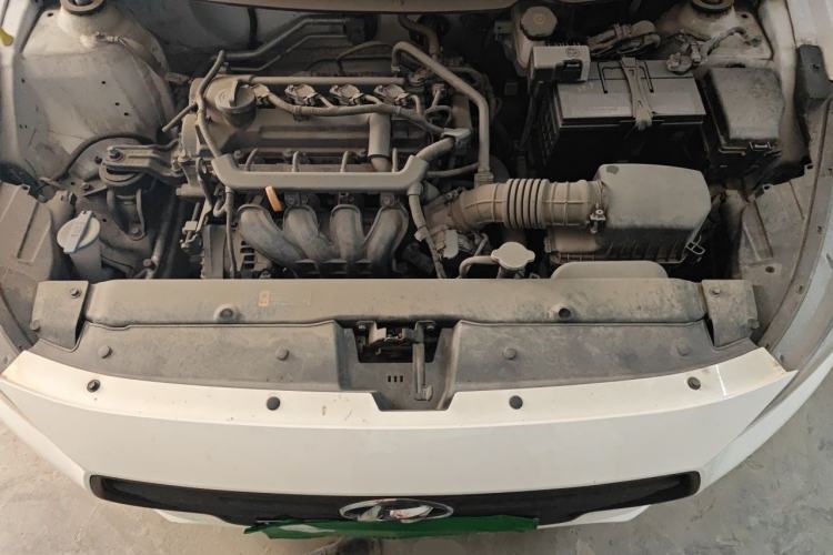 Used Hyundai Verna (older generation) 2020 1.4L Manual GL Refreshed Edition Engine Bay