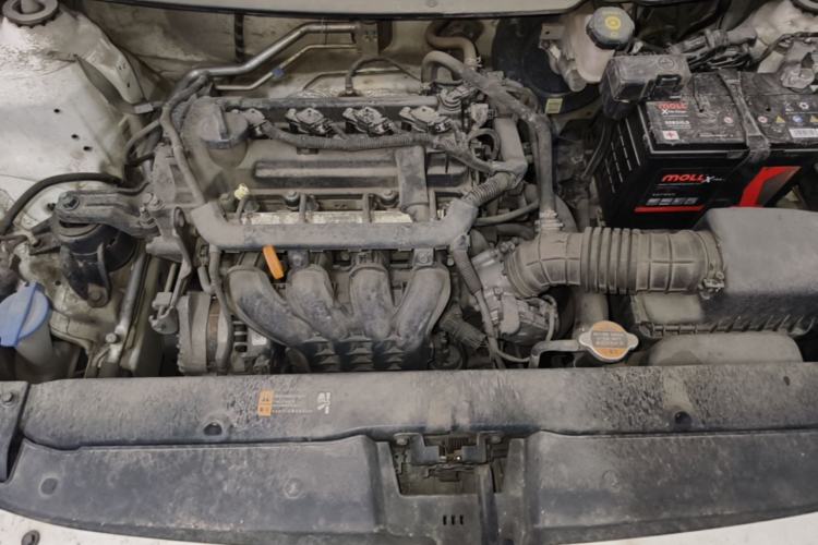 Used Hyundai Verna (older generation) 2020 1.4L Manual GL Refreshed Edition Engine Bay