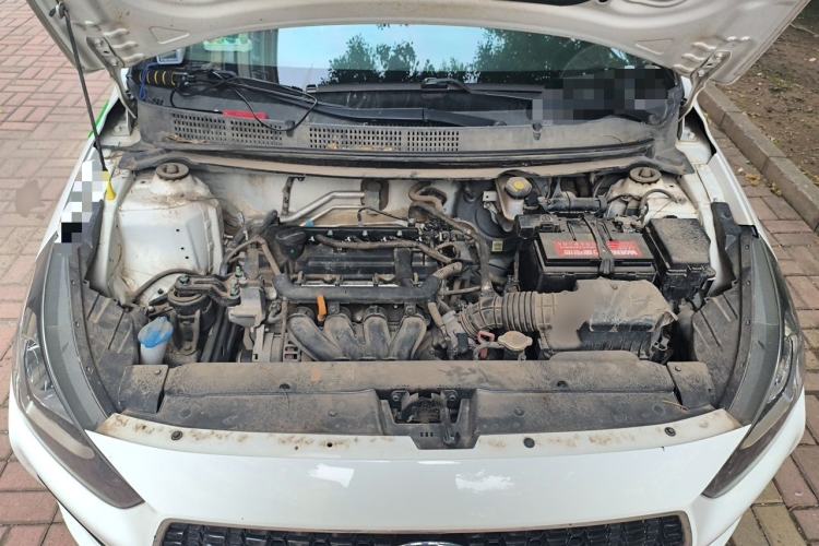 Used Hyundai Verna (older generation) 2020 1.4L Automatic GLS Enjoyment Edition Engine Bay