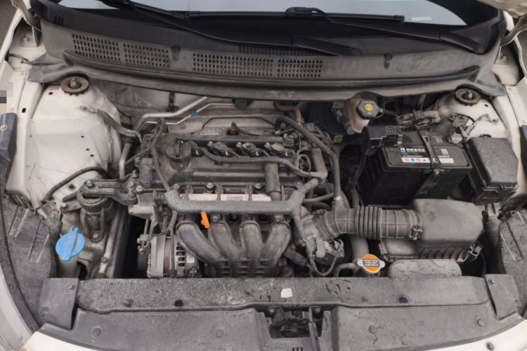 Used Hyundai Verna (older generation) 2020 1.4L Manual GL Refreshed Edition Engine Bay