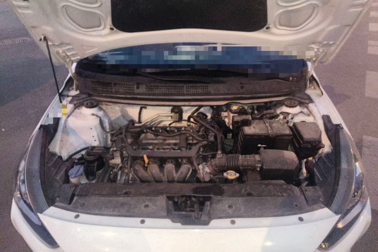 Used Hyundai Verna (older generation) 2020 1.4L Manual GL Refreshed Edition Engine Bay