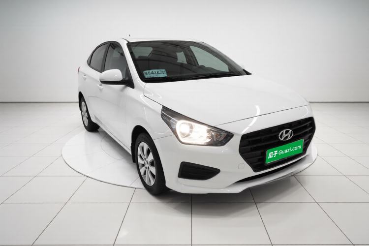 Used Hyundai Verna (older generation) 2020 1.4L Manual GL Refreshed Edition Exterior 1