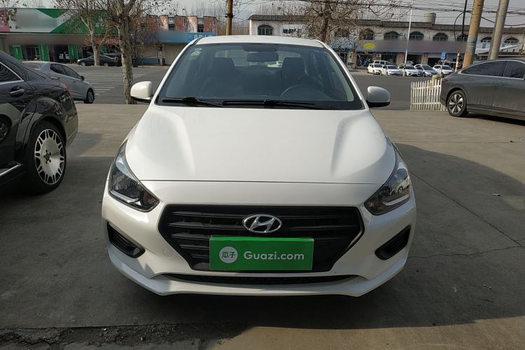 Used Hyundai Verna (older generation) 2020 1.4L Manual GL Refreshed Edition Exterior 1