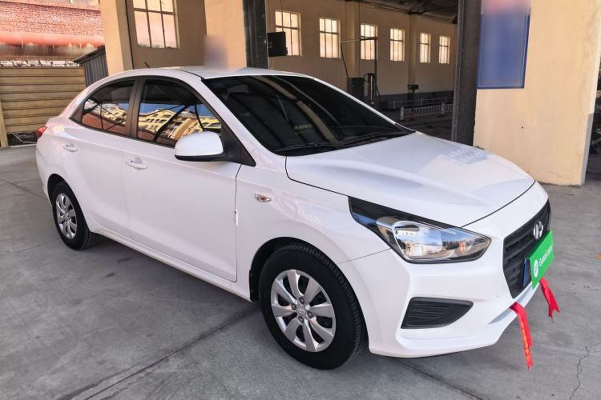 Used Hyundai Verna (older generation) 2020 1.4L Manual GL Refreshed Edition Exterior 2