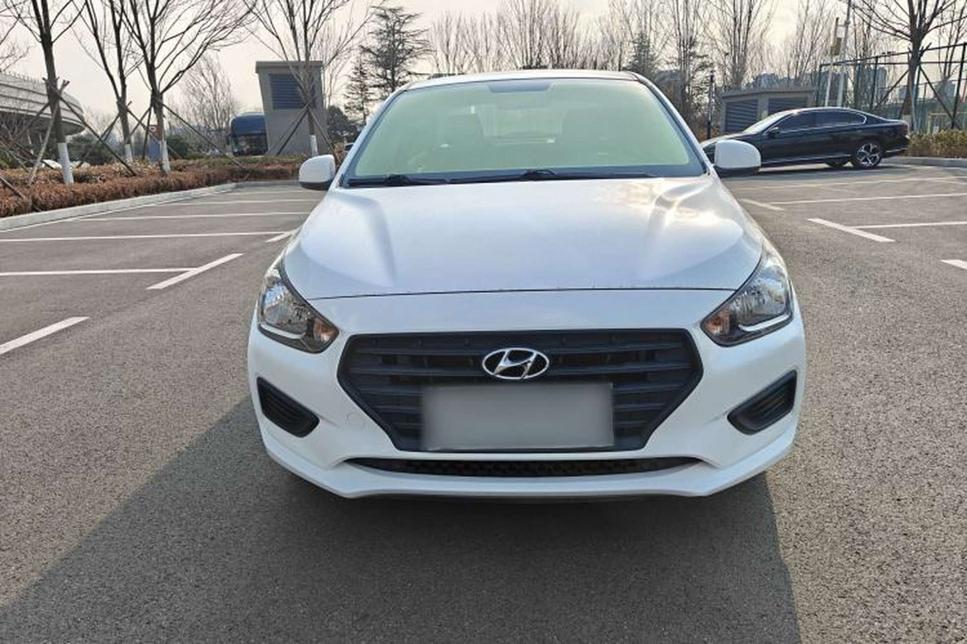 Used Hyundai Verna (older generation) 2020 1.4L Manual GL Refreshed Edition Exterior 2