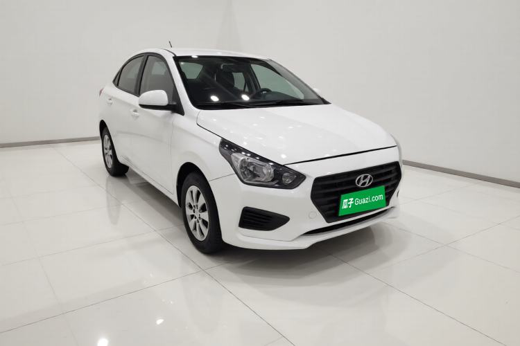 Used Hyundai Verna (older generation) 2020 1.4L Manual GL Refreshed Edition Exterior 2