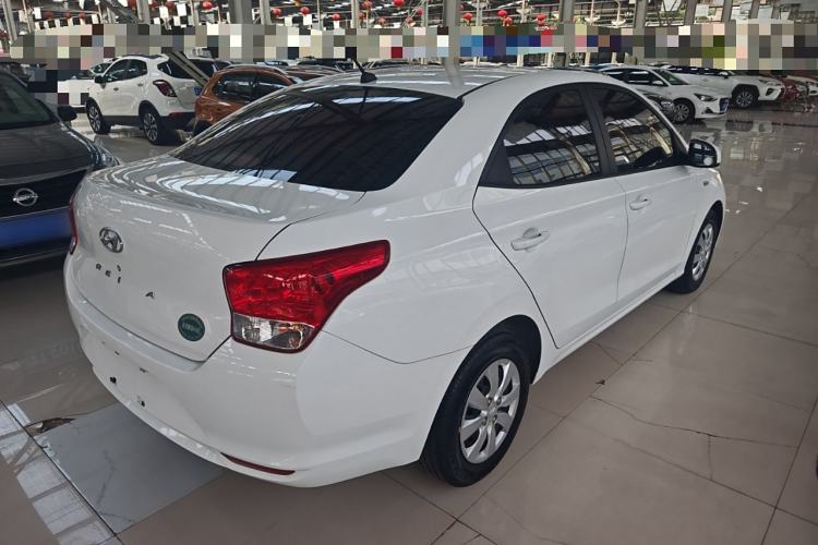 Used Hyundai Verna (older generation) 2020 1.4L Manual GL Refreshed Edition Exterior 3