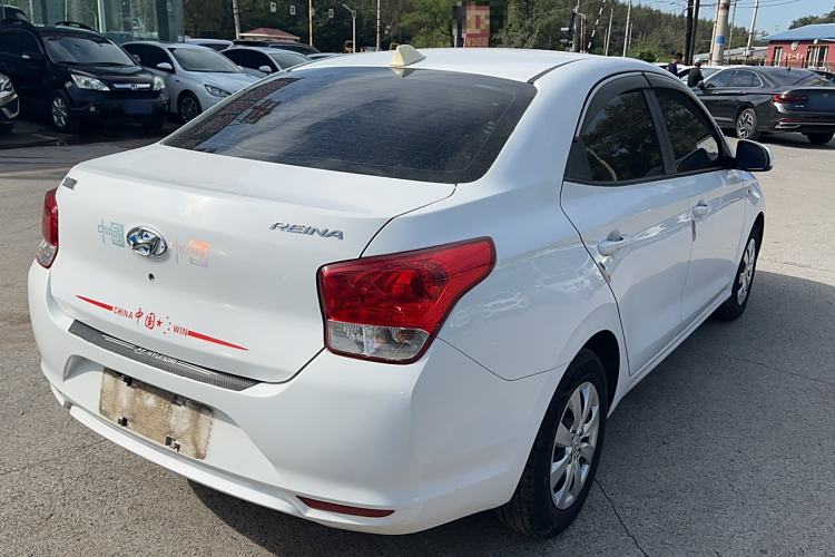 Used Hyundai Verna (older generation) 2020 1.4L Manual GL Refreshed Edition Exterior 3