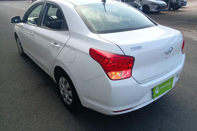 Used Hyundai Verna (older generation) 2020 1.4L Manual GL Refreshed Edition Exterior 3