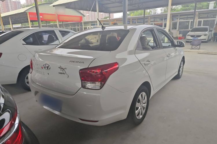 Used Hyundai Verna (older generation) 2020 1.4L Manual GL Refreshed Edition Exterior 3