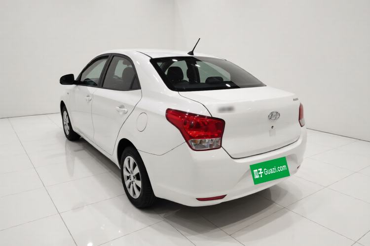 Used Hyundai Verna (older generation) 2020 1.4L Manual GL Refreshed Edition Exterior 3