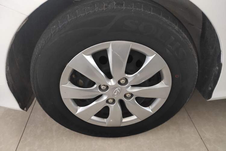 Used Hyundai Verna (older generation) 2020 1.4L Manual GL Refreshed Edition Exterior 4