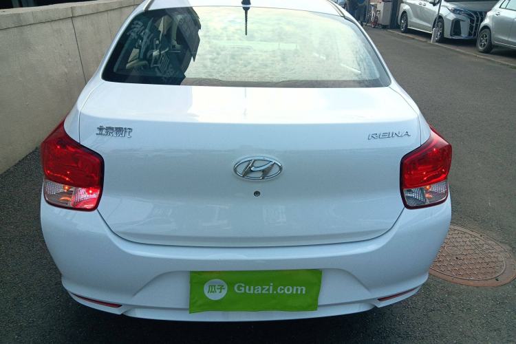 Used Hyundai Verna (older generation) 2020 1.4L Manual GL Refreshed Edition Exterior 4