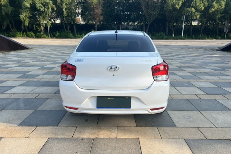 Used Hyundai Verna (older generation) 2020 1.4L Manual GL Refreshed Edition Exterior 4