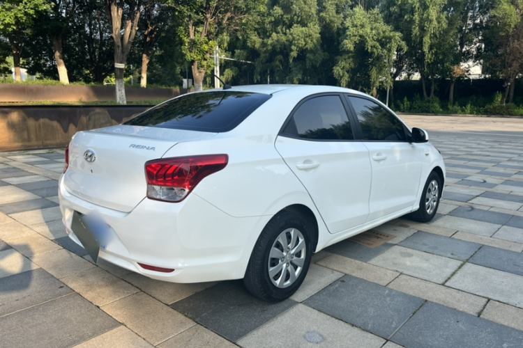 Used Hyundai Verna (older generation) 2020 1.4L Manual GL Refreshed Edition Exterior 5