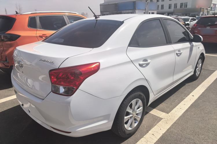 Used Hyundai Verna (older generation) 2020 1.4L Manual GL Refreshed Edition Exterior 6