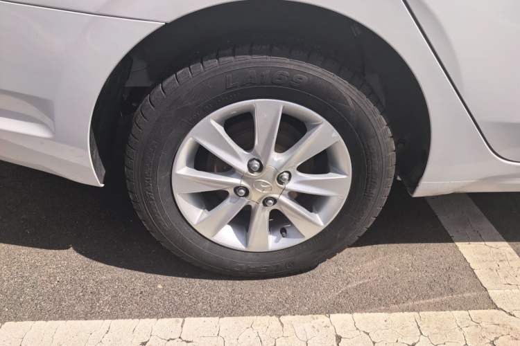 Used Hyundai Verna (older generation) 2020 1.4L Manual GL Refreshed Edition Exterior 7