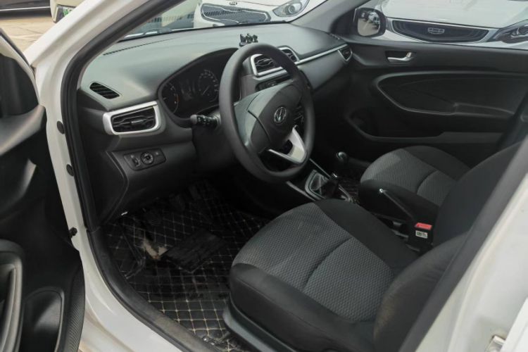 Used Hyundai Verna (older generation) 2020 1.4L Manual GL Refreshed Edition Exterior 7