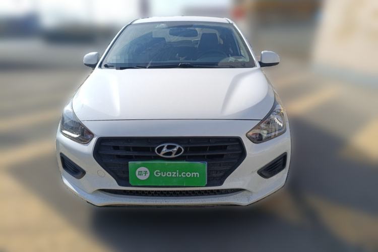 Used Hyundai Verna (older generation) 2020 1.4L Manual GL Refreshed Edition Front