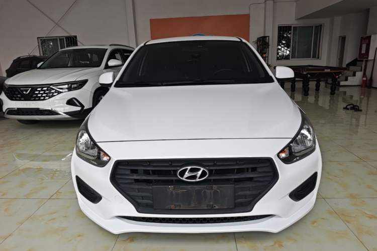 Used Hyundai Verna (older generation) 2020 1.4L Manual GL Refreshed Edition Front