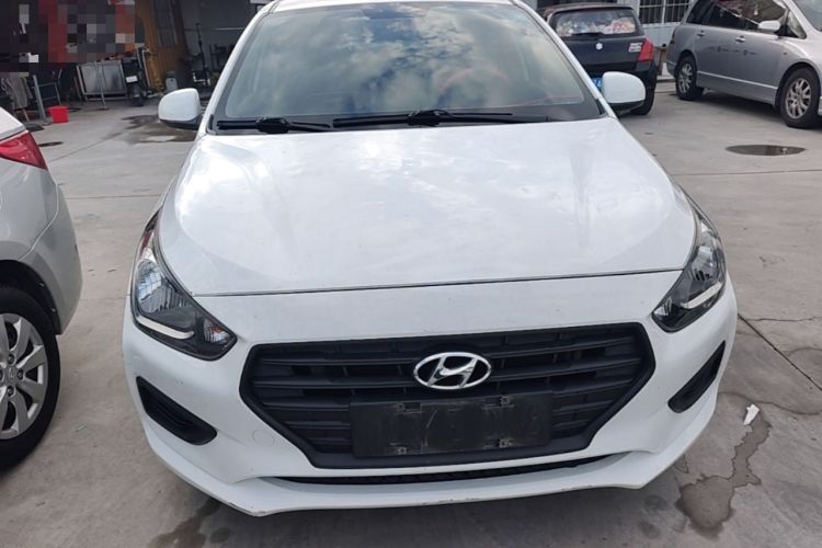 Used Hyundai Verna (older generation) 2020 1.4L Manual GL Refreshed Edition Front
