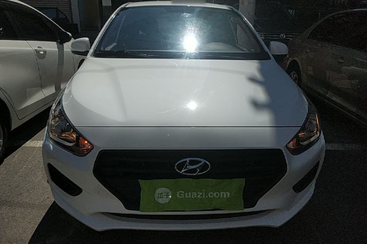 Used Hyundai Verna (older generation) 2020 1.4L Manual GL Refreshed Edition Front