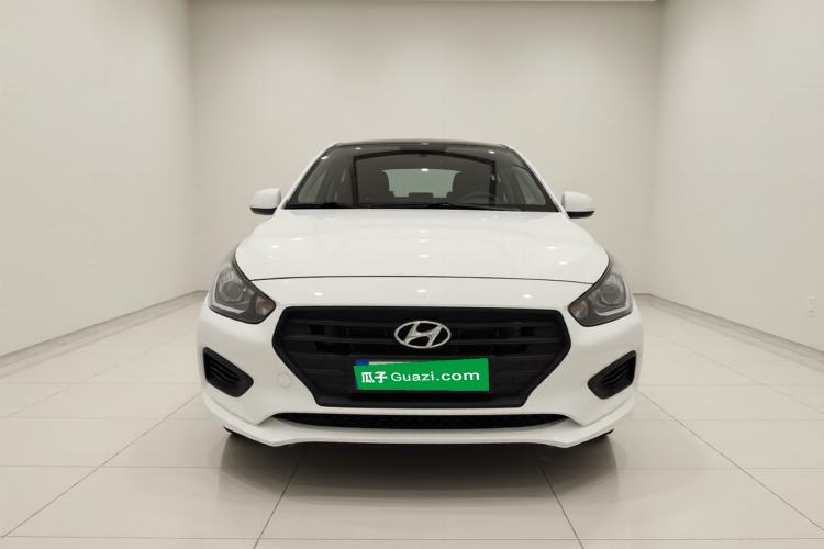 Used Hyundai Verna (older generation) 2020 1.4L Manual GL Refreshed Edition Front