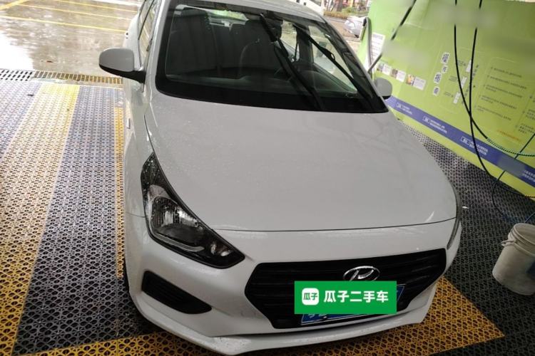 Used Hyundai Verna (older generation) 2020 1.4L Manual GL Refreshed Edition Front