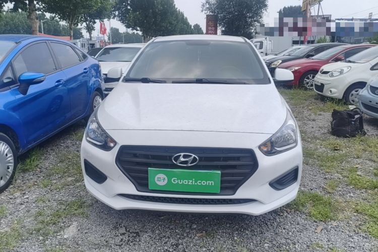 Used Hyundai Verna (older generation) 2020 1.4L Manual GL Refreshed Edition Front