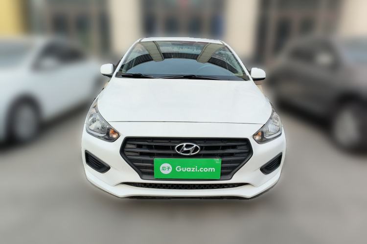 Used Hyundai Verna (older generation) 2020 1.4L Manual GL Refreshed Edition Front