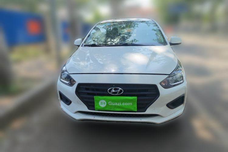 Used Hyundai Verna (older generation) 2020 1.4L Manual GLS Vibrant Edition Front