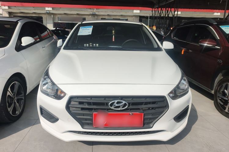 Used Hyundai Verna (older generation) 2020 1.4L Manual GL Refreshed Edition Front