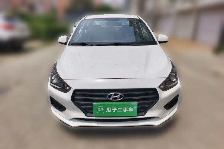 Used Hyundai Verna (older generation) 2020 1.4L Manual GL Refreshed Edition Front