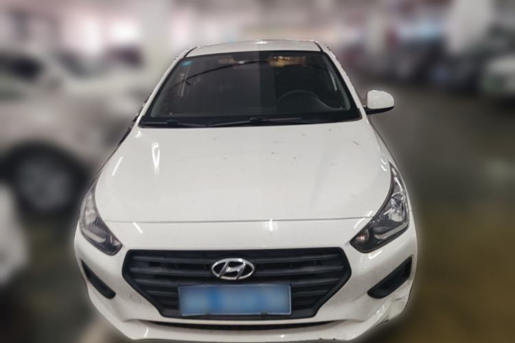 Used Hyundai Verna (older generation) 2020 1.4L Manual GL Refreshed Edition Front