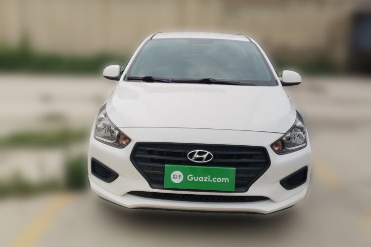 Used Hyundai Verna (older generation) 2020 1.4L Manual GL Refreshed Edition Front