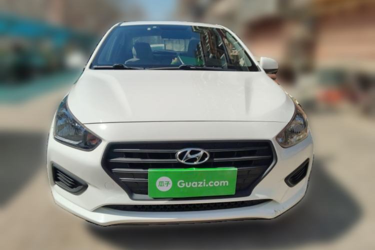 Used Hyundai Verna (older generation) 2020 1.4L Manual GL Refreshed Edition Front