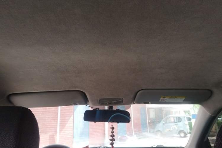 Used Hyundai Verna (older generation) 2020 1.4L Manual GL Refreshed Edition Headliner