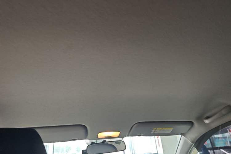 Used Hyundai Verna (older generation) 2020 1.4L Manual GL Refreshed Edition Headliner