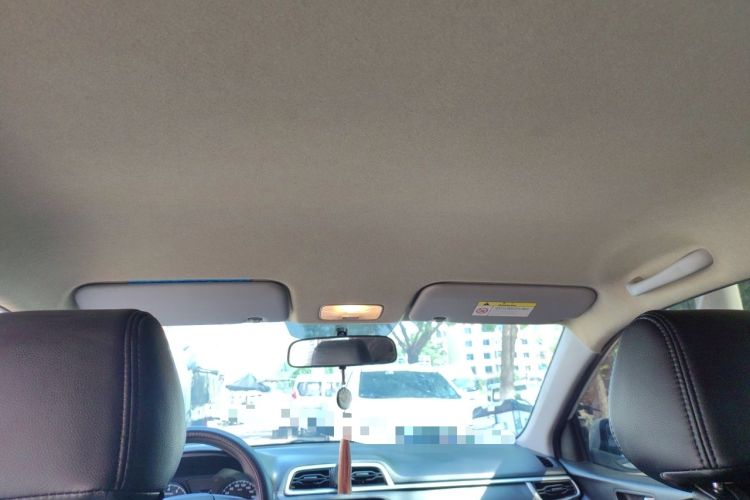 Used Hyundai Verna (older generation) 2020 1.4L Manual GL Refreshed Edition Headliner