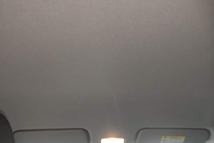 Used Hyundai Verna (older generation) 2020 1.4L Manual GL Refreshed Edition Headliner