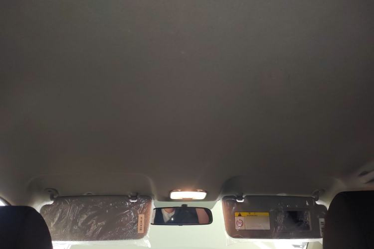 Used Hyundai Verna (older generation) 2020 1.4L Manual GL Refreshed Edition Headliner